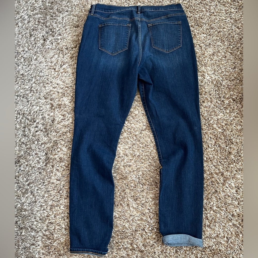 Curvy old navy